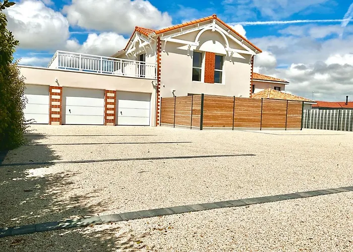 Pornicais Apartment *